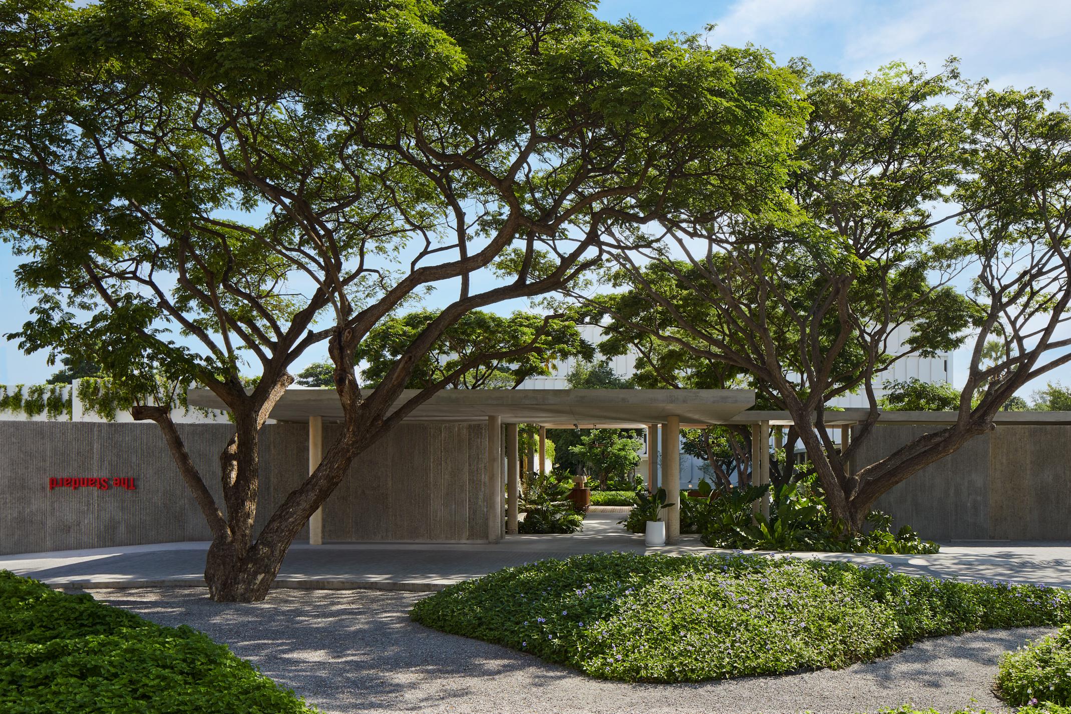 The Standard, Hua Hin Hotel Ngoại thất bức ảnh The entrance to the museum